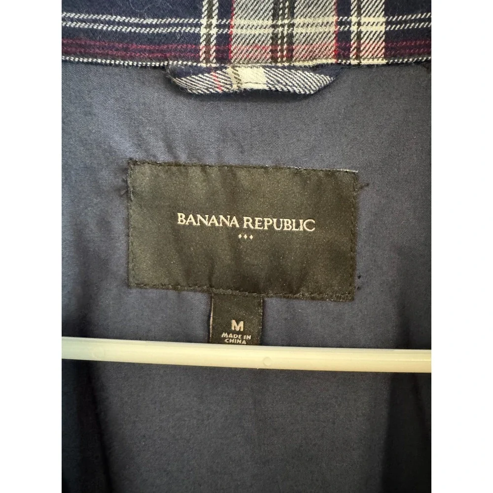 Banana Republic this banana